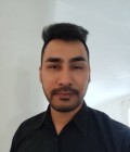 Rencontre Homme : Hossin, 32 ans à Afghanistan  Balk